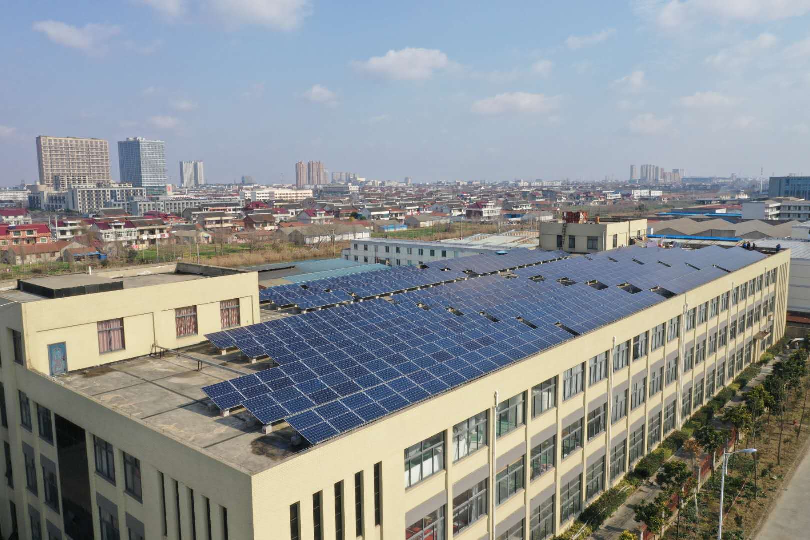 順航紡織太陽能光伏電站